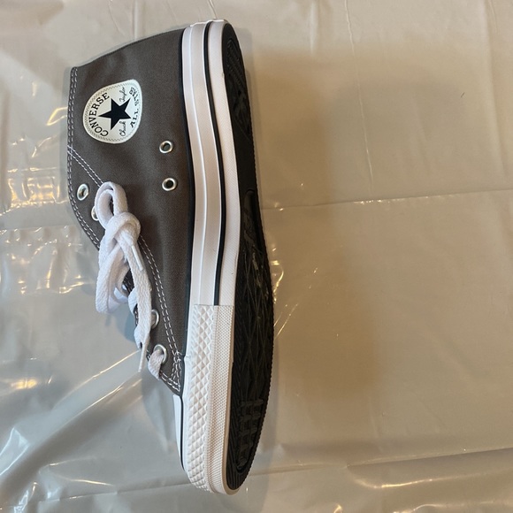 Brand new chuck taylor converse, charcoal grey - Picture 2 of 3